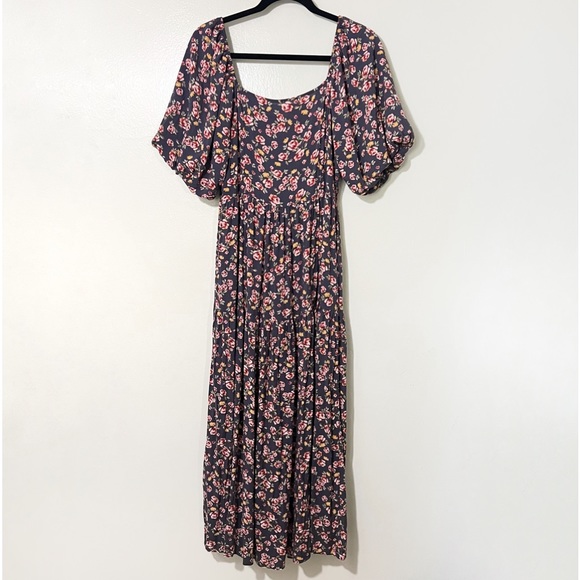 Carly Jean Los Angeles Dresses & Skirts - CJLA Floral Midi Dress Sz Large